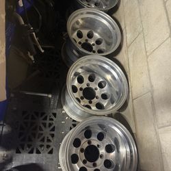 15x12 Mts