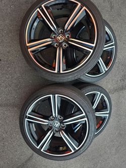 4 Honda Accord Sport 19 inch factory rims and tires.