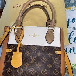 Woman Tote Purse 