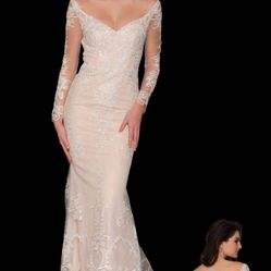 New With Tags Size 12 Dave & Johnny Wedding Gown $399