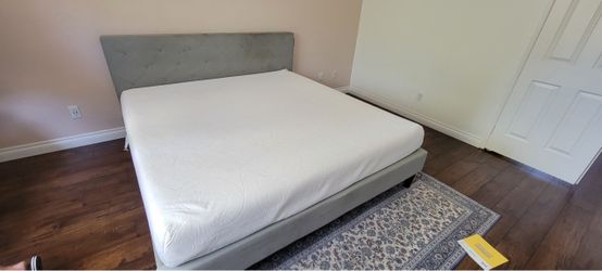 Tempur-Pedic King size mattress