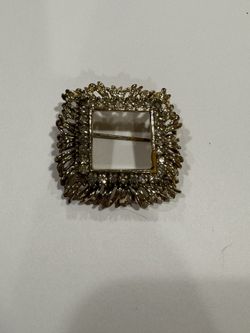 1960’s Square Brooch Vintage (rare)