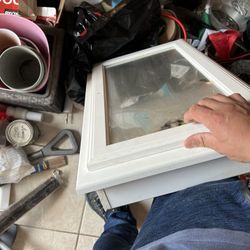 misc ítem cleaning up garage 