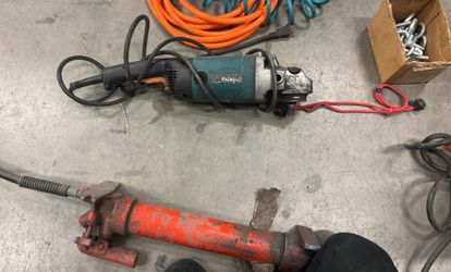 Makita 7” Grinder