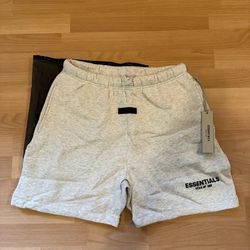 Essential Shorts Size S 