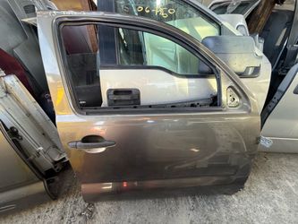 2005-2015 Toyota Tacoma Right Passenger Doors