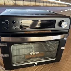 Air Fryer  Oven $40 Or $50 The Bigger One 