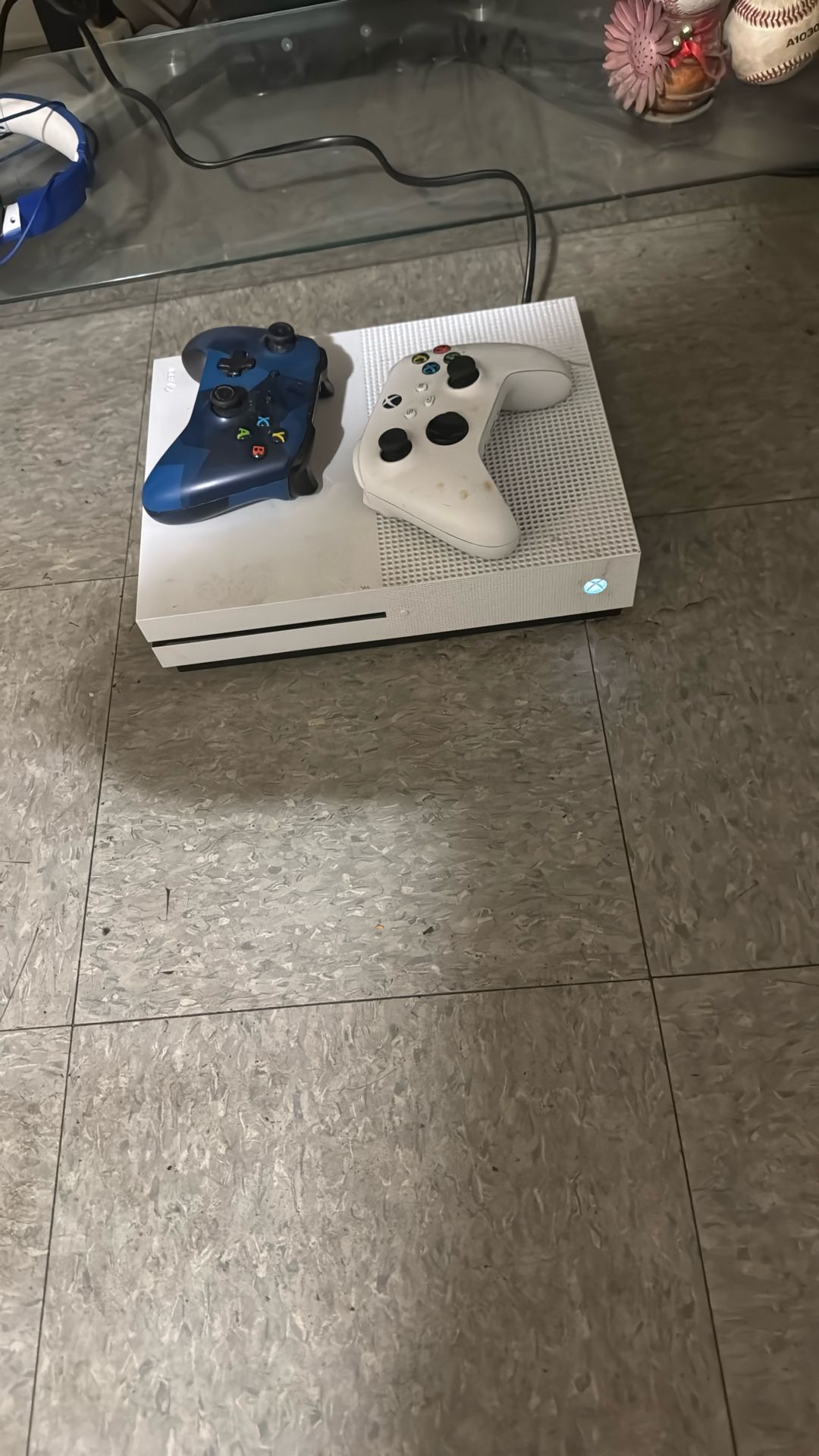 Selling My Xbox For A 100$