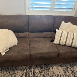 Couch & Recliner Set