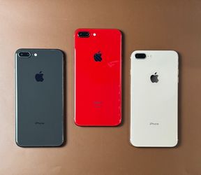 Apple iPhone 8 Plus 64GB - Unlocked