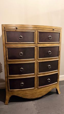 Wooden cabinet