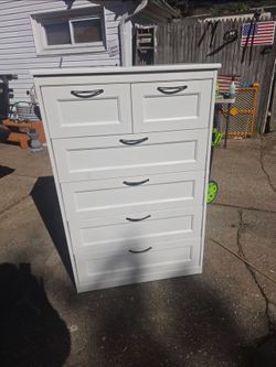 Beautiful modern dresser chest the price is firm