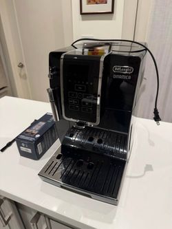 Delonghi Dinamica Black Automatic Coffee Machine w/ Espresso & Iced Coffee Features and Frother