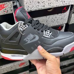 Jordan 4 Bred