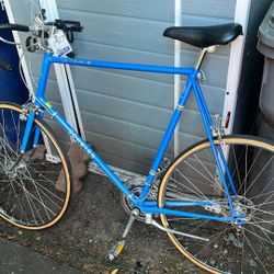 Very Nice Vintage Schwinn Le Tour III Touring Bike Bicycle 