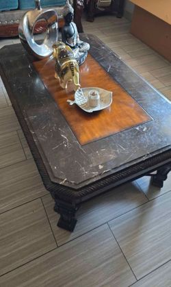 Coffee table and 2 side tables