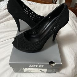 Black Woman Heels Size 8 