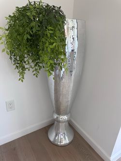4ft Mirrored Vases X2