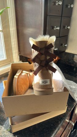 Brown K Bailey bow  Ugg