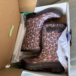 Woman’s Rain Boots