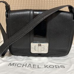 Michael Kors Lila Shoulder Bag