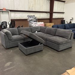thomasville Tisdale Gray Modular Sectional Sofa with Storage Ottoman