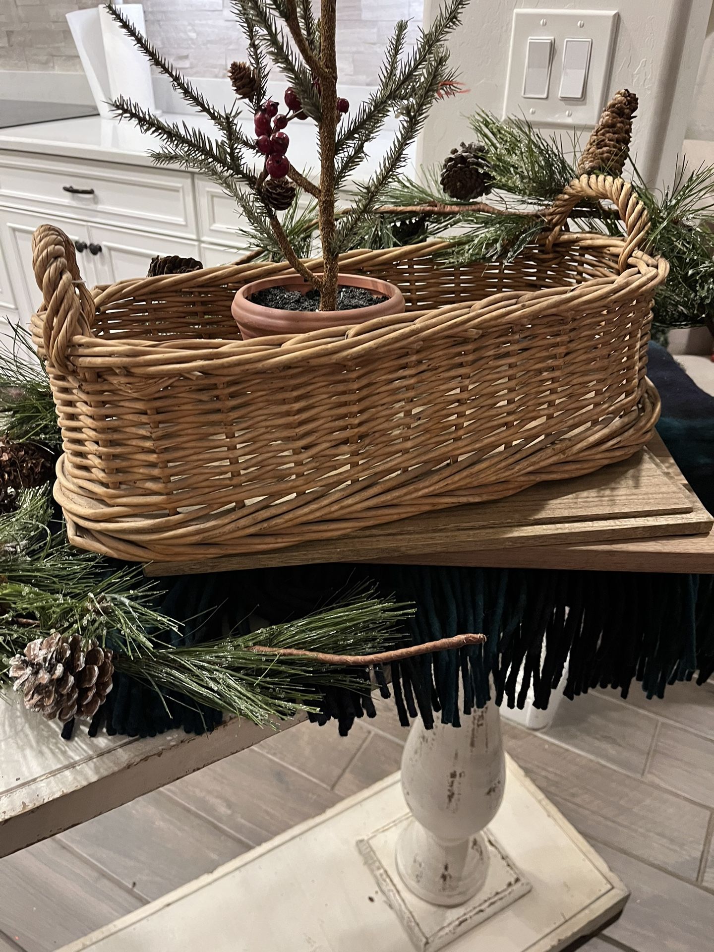 Beautiful And In Great Condition Wicker/Rattan Basket