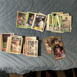 Baseball Cards Over 1000+