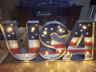 USA LIGHTED SIGN-REDUCED