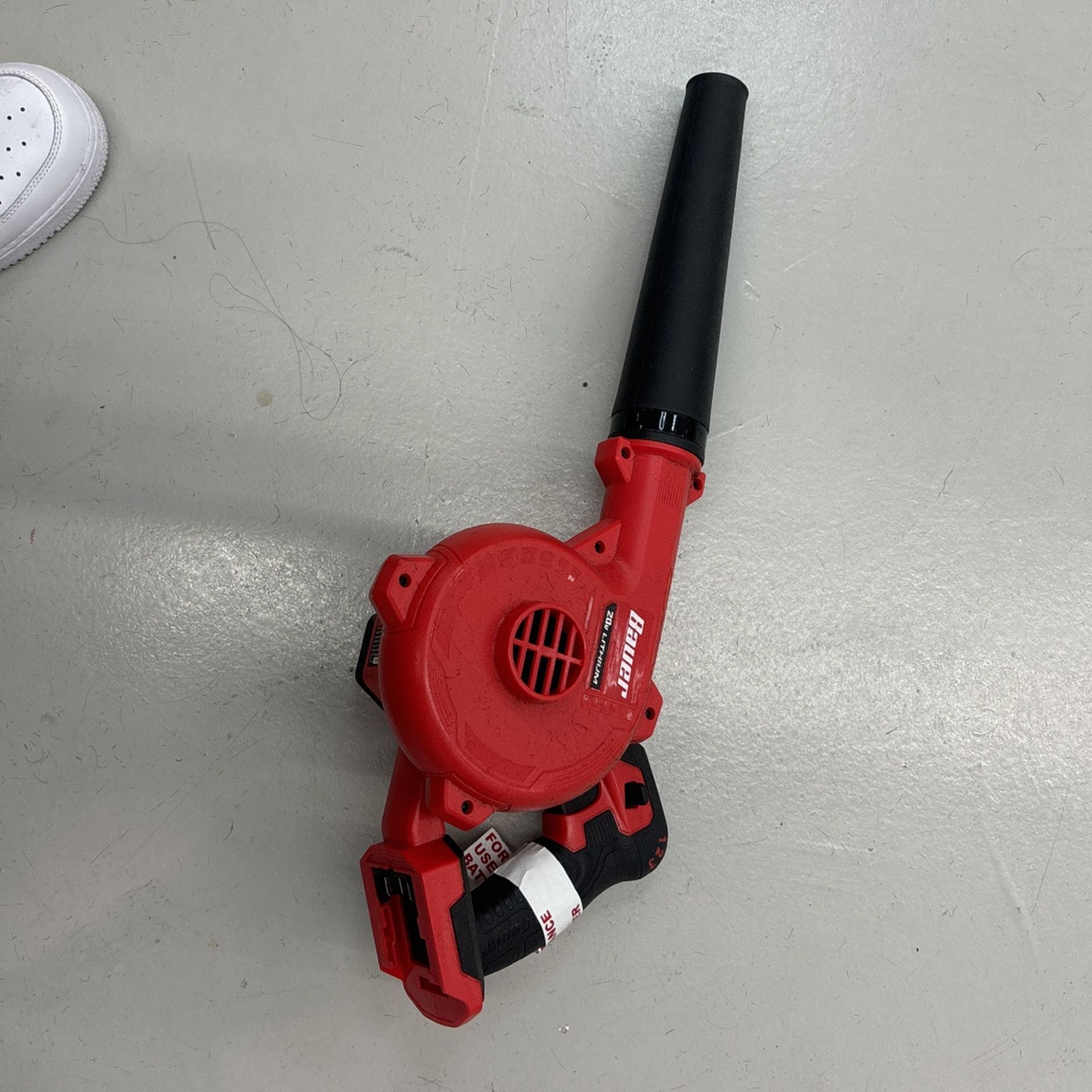 Bauer Leaf Blower 3.0 AMP