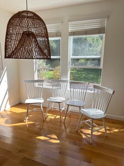 Set of 4 White Spindle Back Dining Chairs