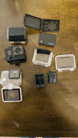 Old GoPro Cases And Battery’s And Battery Packs 