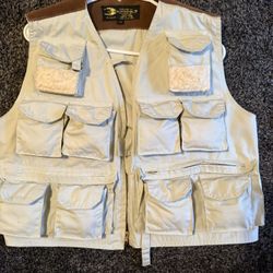 Vintage Fishing Vest “New”  Medium 