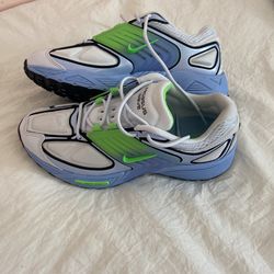 Nike pegasus wave blue and green fade