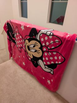 Minnie Mouse blanket
