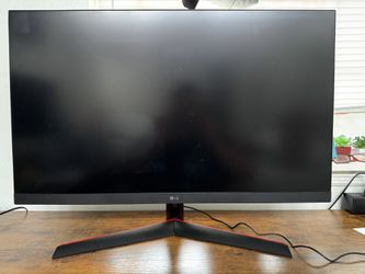 Selling LG Ultragear Gaming Monitor