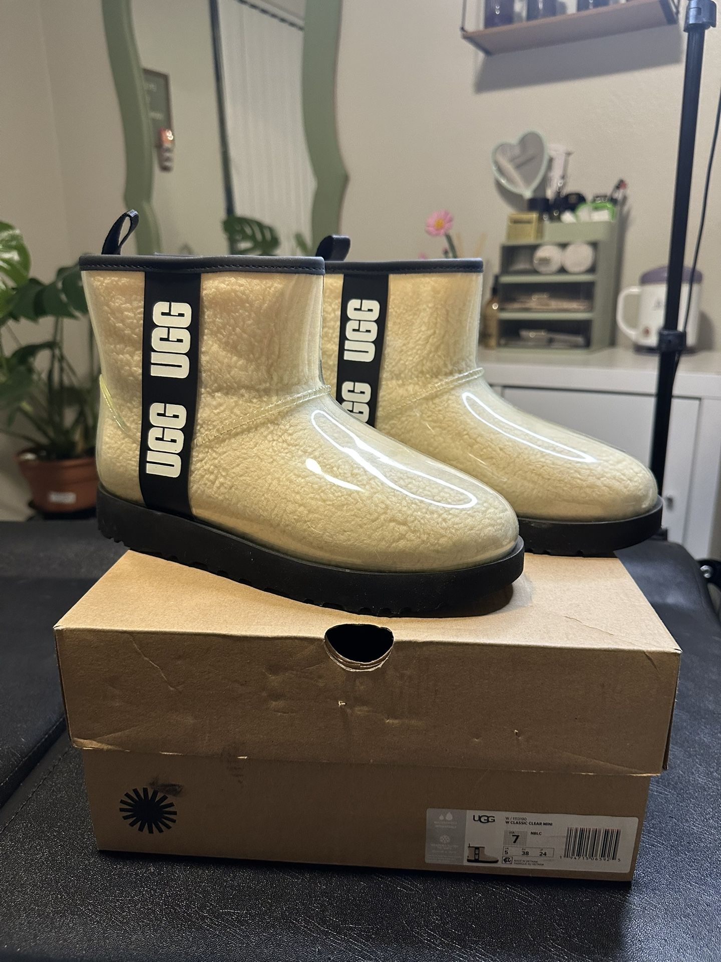 ugg mini boots