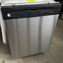Kenmore dishwasher perfectly great shape and working condition $200