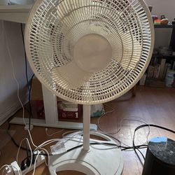 [Moving Sale] Lasko Fan First come First Serve