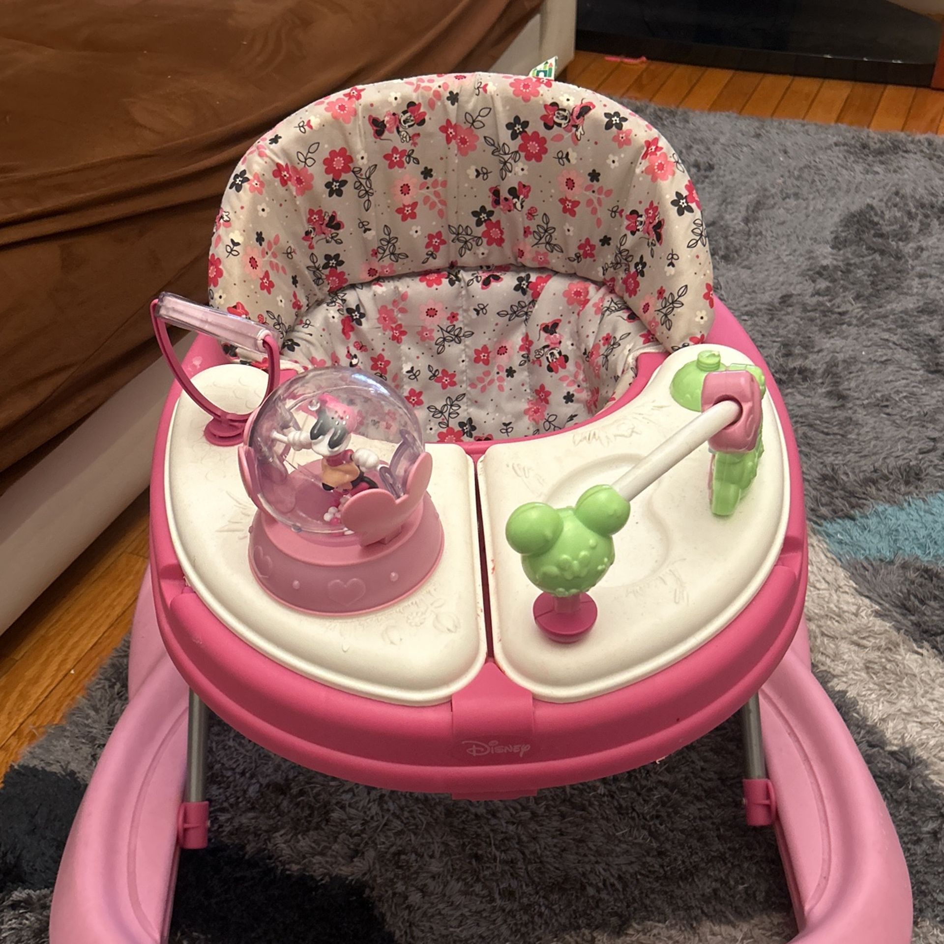 Walker for girls , Andarivel 