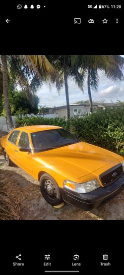 2008 Ford Crown Victoria 