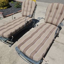 Pool Chaise Lounge Chairs 