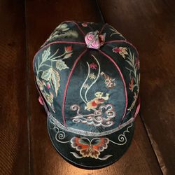 Chinese Hat