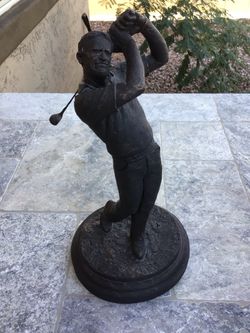 Michael Garman Golf statue  