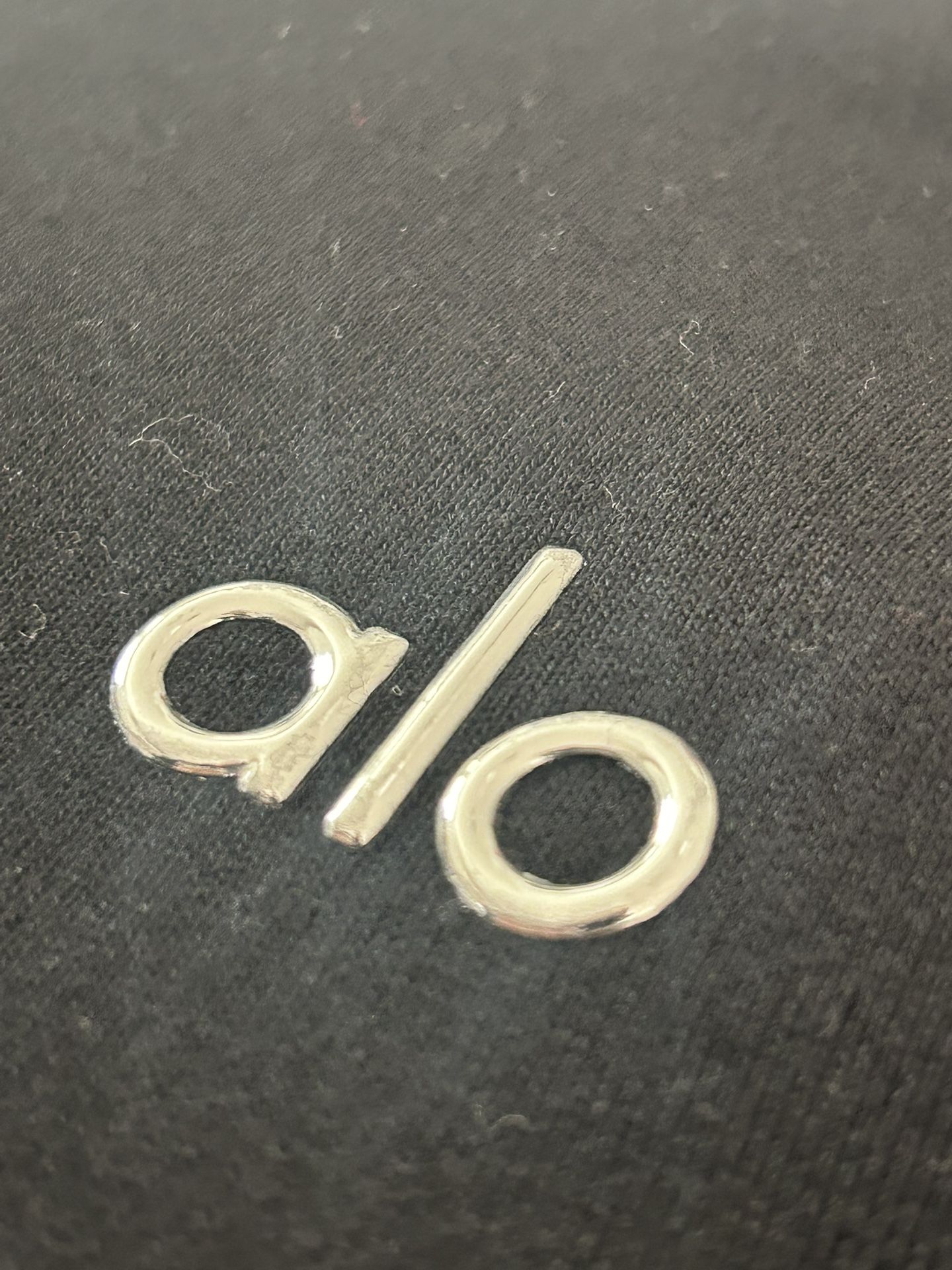 ALO Cropped Accolade Crewneck