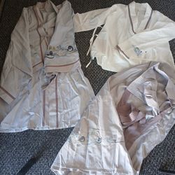 Chinese outfit