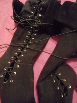 Black Lace Knee Boots