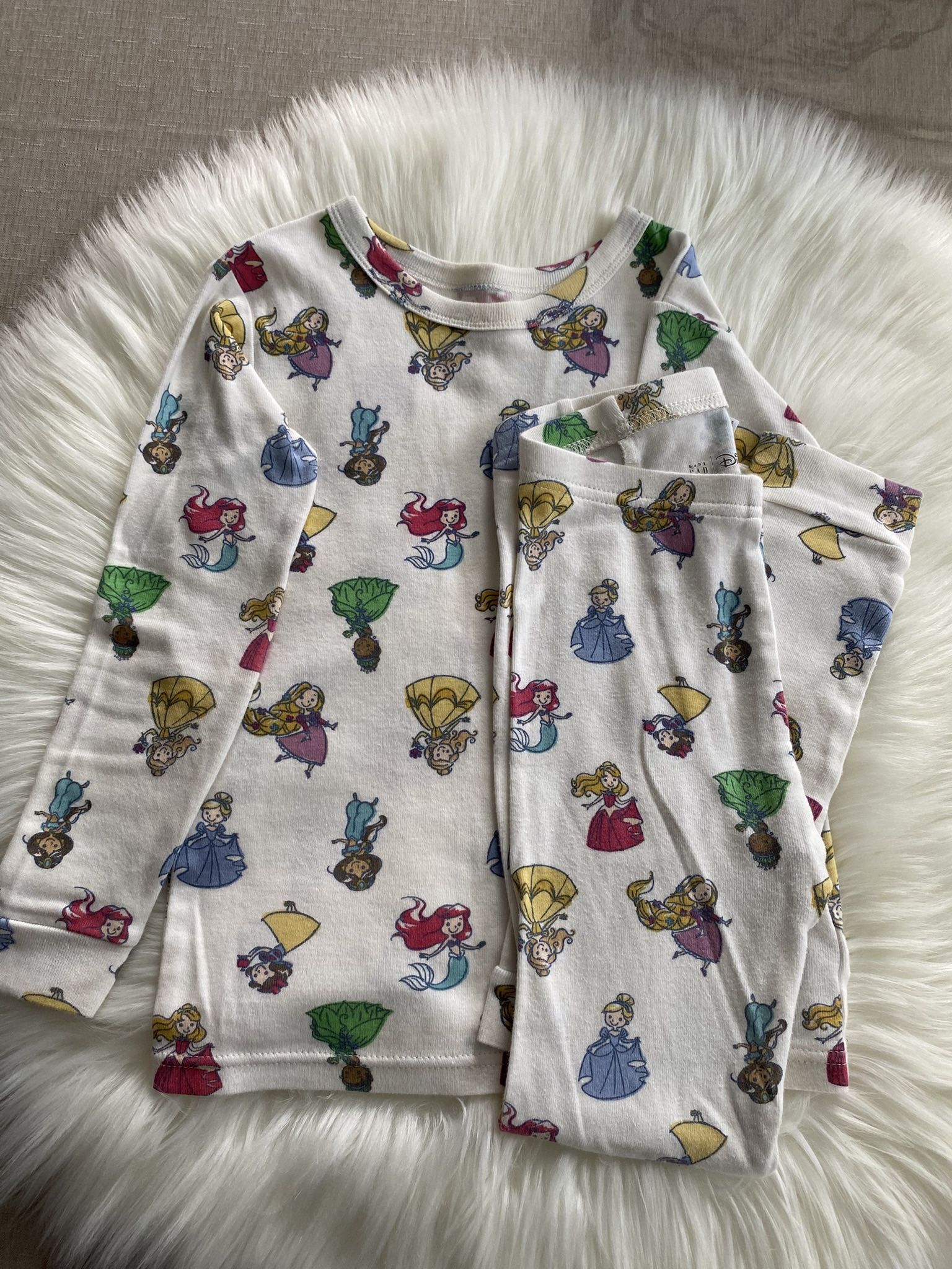 Disney Princess GAP Pajama Set Size 6