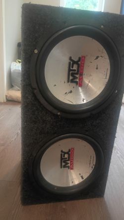 MTX Audio Dual Subwoofer EnclosureMTX