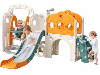 Toddler indoor/outdoor playhouse